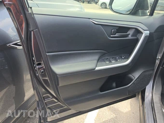 2025 Toyota RAV4 Hybrid LE - miniatura 15