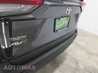 2025 Toyota RAV4 Hybrid LE – miniatura 22
