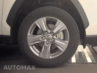 2025 Toyota RAV4 Hybrid LE - miniatura 10