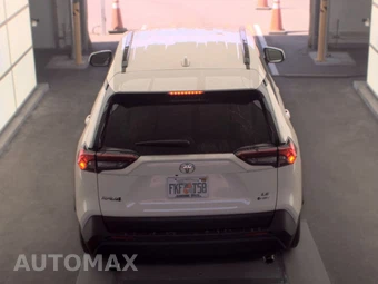 2025 Toyota RAV4 Hybrid LE - miniatura 6