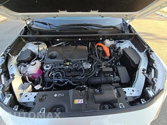 2025 Toyota RAV4 Hybrid Limited - miniatura 16