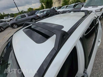 2025 Toyota RAV4 Hybrid SE - miniatura 12