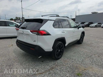 2025 Toyota RAV4 Hybrid SE - miniatura 3