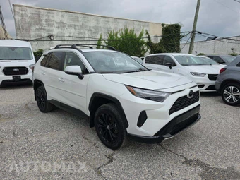 2025 Toyota RAV4 Hybrid SE - miniatura 4