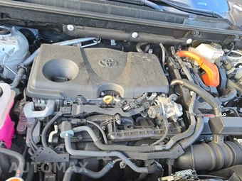 2025 Toyota RAV4 Hybrid XLE - miniatura 15