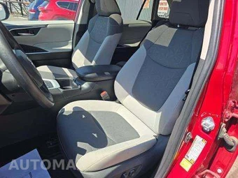 2025 Toyota RAV4 Hybrid XLE – miniatura 6
