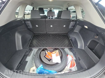 2025 Toyota RAV4 Hybrid XLE - miniatura 16