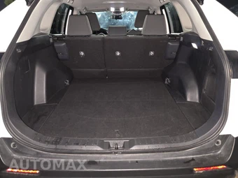 2025 Toyota RAV4 Hybrid XLE - miniatura 16