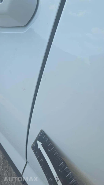 2025 Toyota RAV4 Hybrid XLE - miniatura 27