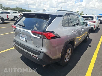 2025 Toyota RAV4 Hybrid XLE - miniatura 4