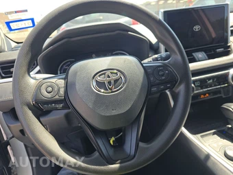 2025 Toyota RAV4 Hybrid XLE - miniatura 10