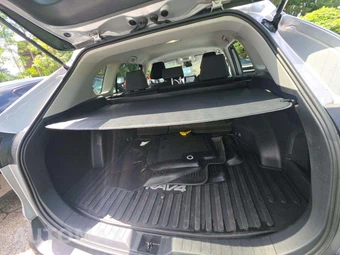 2025 Toyota RAV4 Hybrid XLE – miniatura 14
