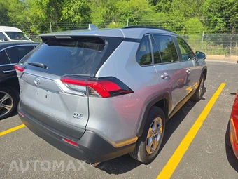 2025 Toyota RAV4 Hybrid XLE - miniatura 4
