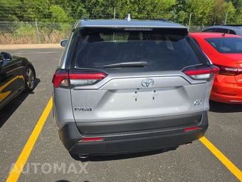 2025 Toyota RAV4 Hybrid XLE - miniatura 5