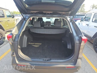 2025 Toyota RAV4 Hybrid XLE - miniatura 16