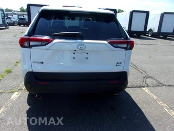 2025 Toyota RAV4 Hybrid XLE - miniatura 13
