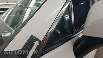2025 Toyota RAV4 Hybrid XLE - miniatura 25