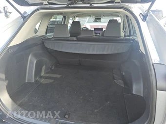 2025 Toyota RAV4 Hybrid XLE - miniatura 17
