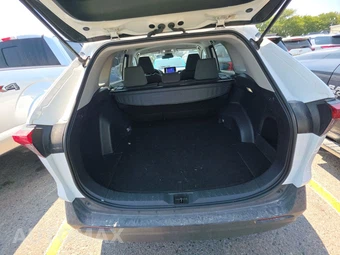 2025 Toyota RAV4 Hybrid XLE - miniatura 16