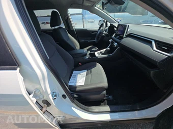 2025 Toyota RAV4 Hybrid XLE - miniatura 8