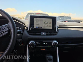 2025 Toyota RAV4 Hybrid XLE - miniatura 11