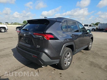 2025 Toyota RAV4 Hybrid XLE - miniatura 4