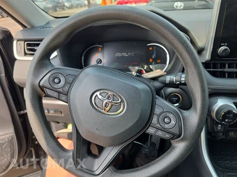 2025 Toyota RAV4 Hybrid XLE - miniatura 10