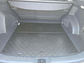 2025 Toyota RAV4 Hybrid XLE - miniatura 11