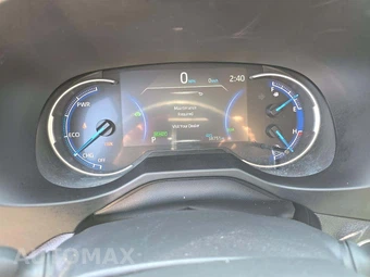 2025 Toyota RAV4 Hybrid XLE - miniatura 6