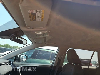 2025 Toyota RAV4 Hybrid XLE - miniatura 18