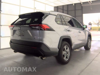 2025 Toyota RAV4 Hybrid XLE - miniatura 4