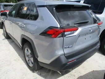 2025 Toyota RAV4 Hybrid XLE - miniatura 14
