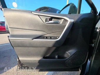 2025 Toyota RAV4 Hybrid XLE - miniatura 9
