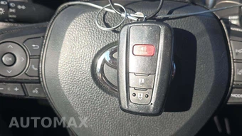 2025 Toyota RAV4 Hybrid XLE - miniatura 19