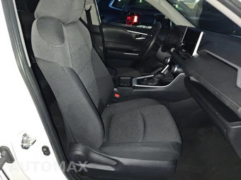 2025 Toyota RAV4 Hybrid XLE - miniatura 8