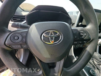 2025 Toyota RAV4 Hybrid XLE - miniatura 10