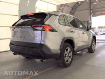 2025 Toyota RAV4 Hybrid XLE - miniatura 4