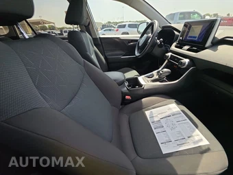 2025 Toyota RAV4 Hybrid XLE - miniatura 8