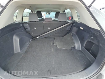 2025 Toyota RAV4 Hybrid XLE - miniatura 16