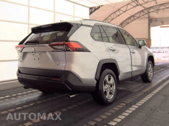 2025 Toyota RAV4 Hybrid XLE - miniatura 4