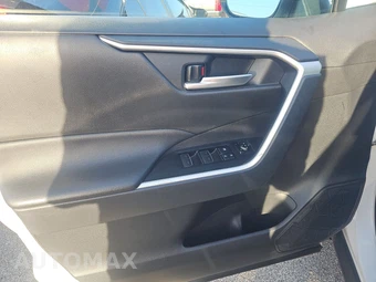 2025 Toyota RAV4 Hybrid XLE - miniatura 9