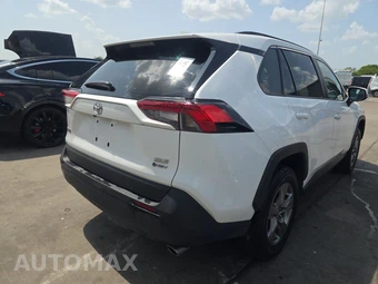 2025 Toyota RAV4 Hybrid XLE - miniatura 4