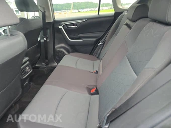 2025 Toyota RAV4 Hybrid XLE - miniatura 13