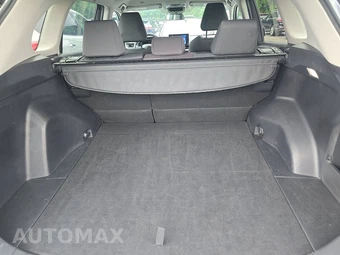 2025 Toyota RAV4 Hybrid XLE - miniatura 16