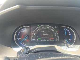 2025 Toyota RAV4 Hybrid XLE - miniatura 12
