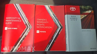 2025 Toyota RAV4 Hybrid XLE - miniatura 18