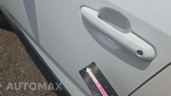 2025 Toyota RAV4 Hybrid XLE - miniatura 23