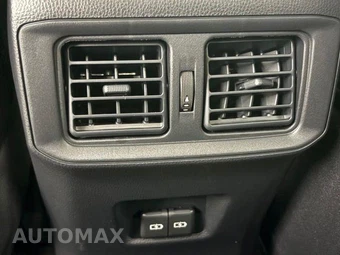 2025 Toyota RAV4 Hybrid XLE - miniatura 10