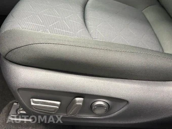 2025 Toyota RAV4 Hybrid XLE - miniatura 13