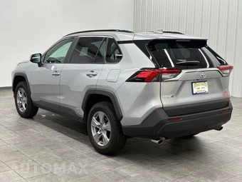 2025 Toyota RAV4 Hybrid XLE - miniatura 4